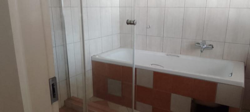 4 Bedroom Property for Sale in Roodia Free State